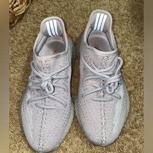 Yeezy Adidas Boost 350 V2 in Tail Light